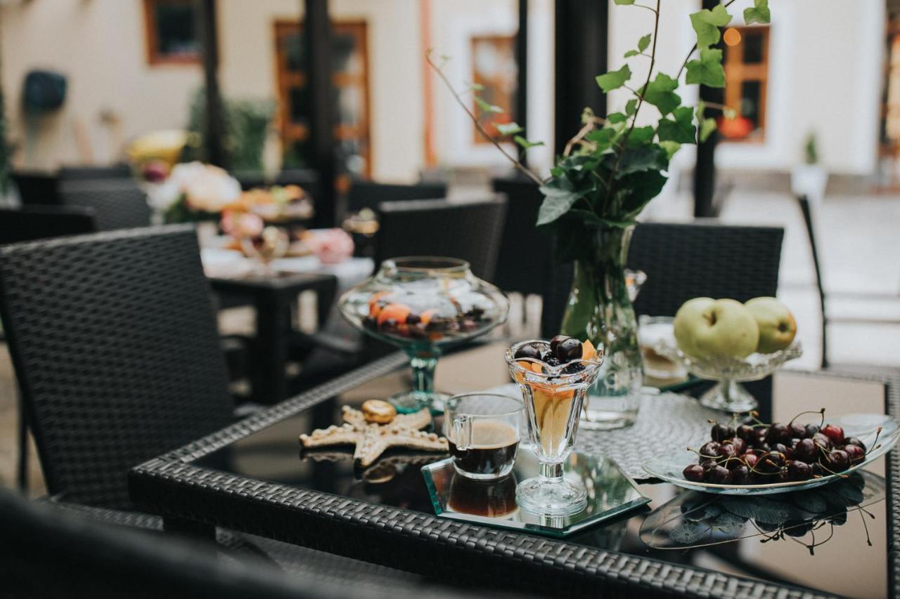 Hotel Marabella Sibiu Esterno foto