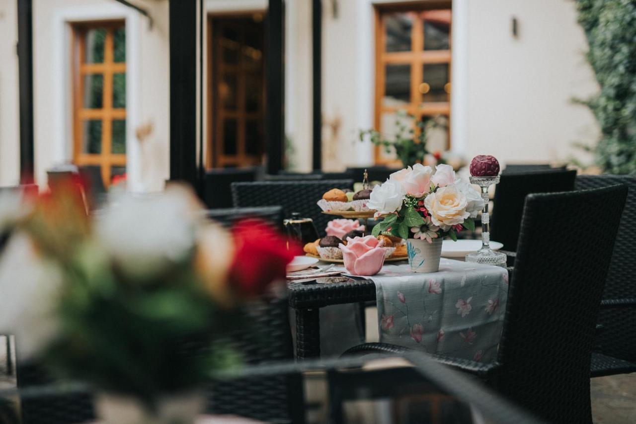 Hotel Marabella Sibiu Esterno foto