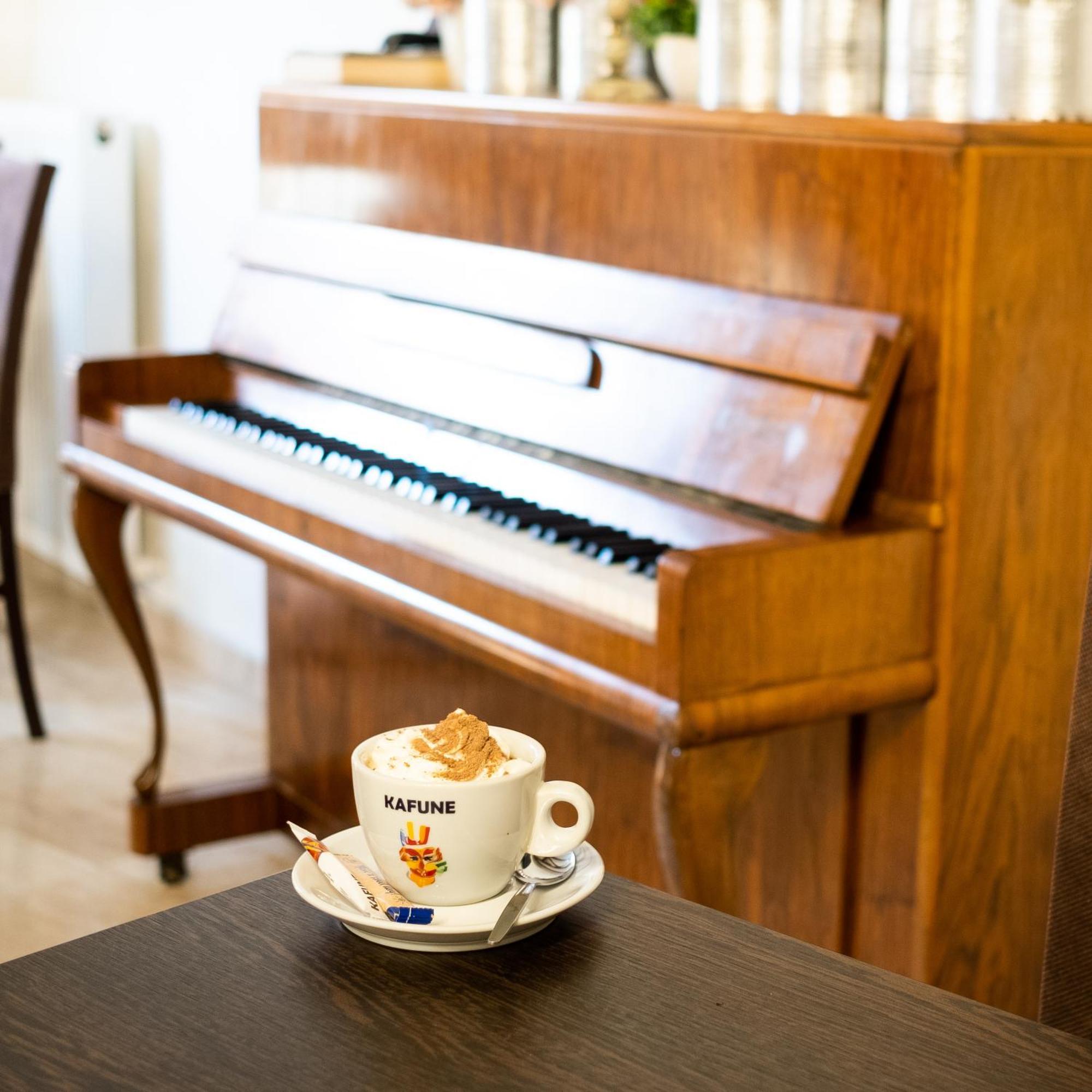 Hotel Marabella Sibiu Esterno foto