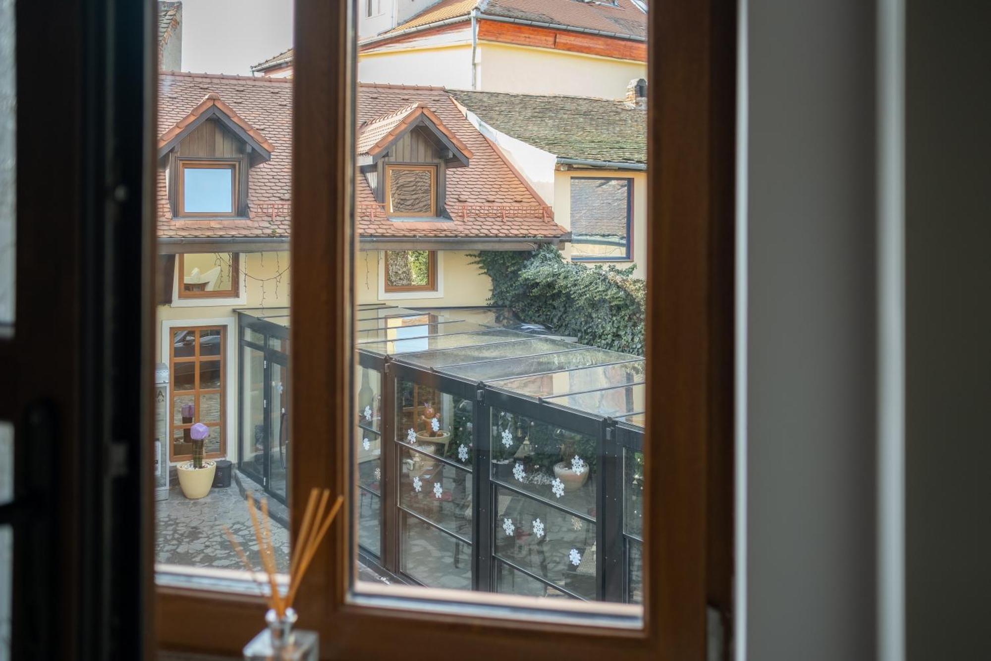 Hotel Marabella Sibiu Esterno foto
