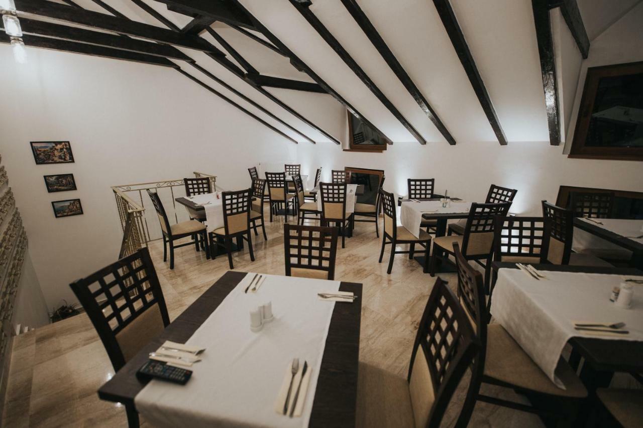 Hotel Marabella Sibiu Esterno foto