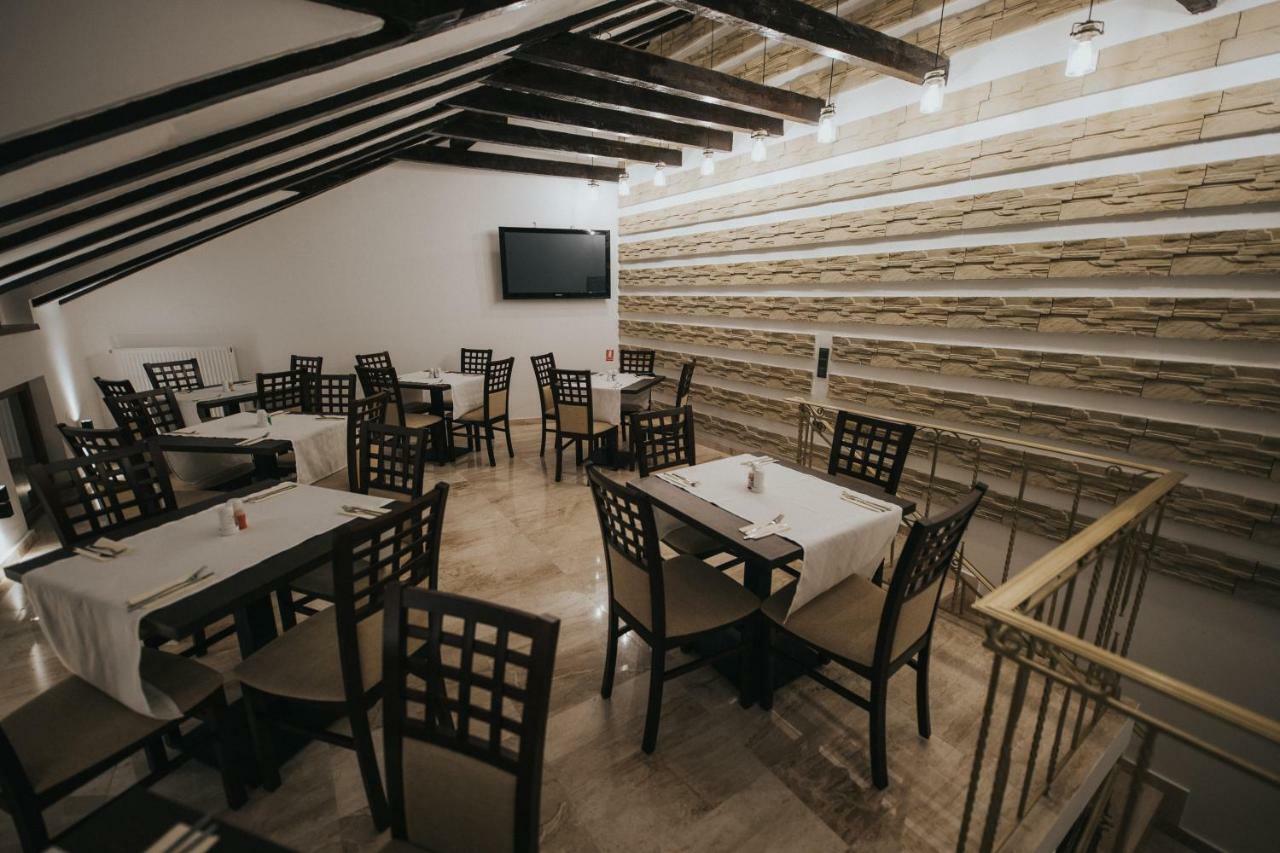 Hotel Marabella Sibiu Esterno foto