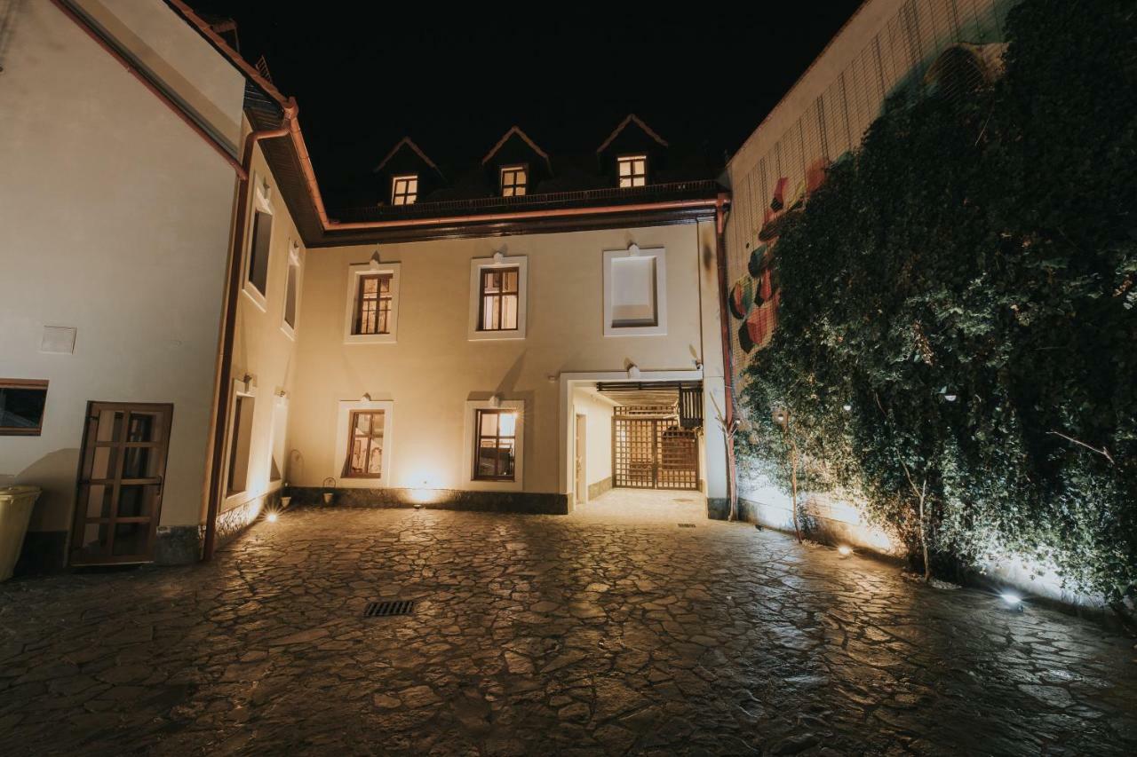 Hotel Marabella Sibiu Esterno foto